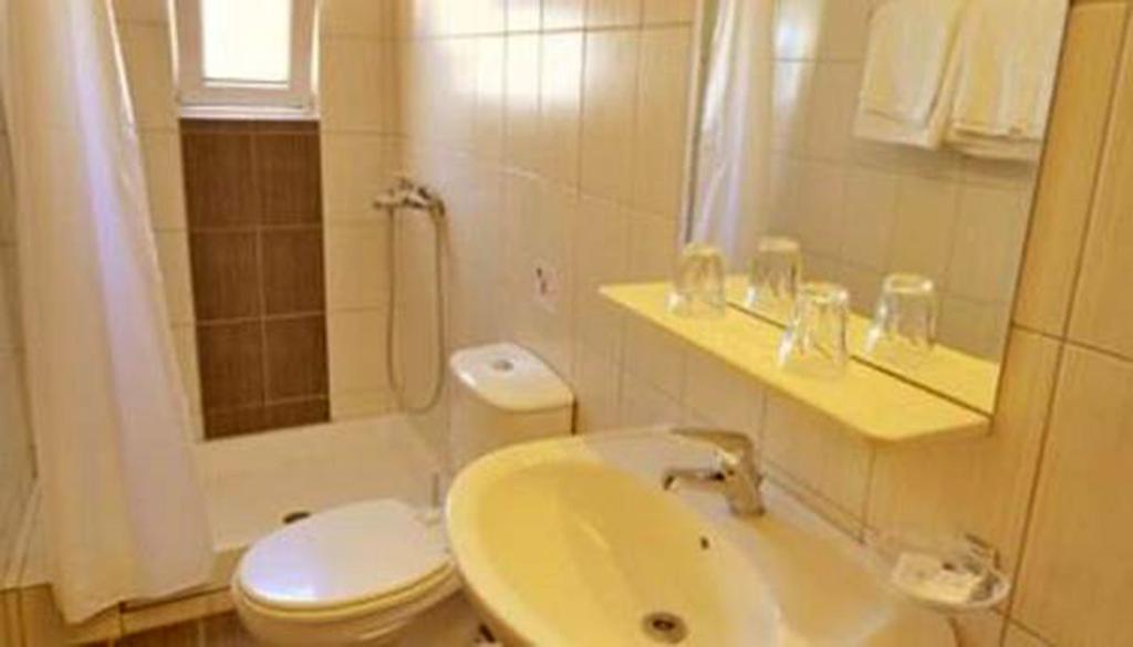 Anita Aparthotel Ialysos  Ngoại thất bức ảnh